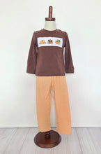 Load image into Gallery viewer, Clover Cottage Turkey Smocked set
