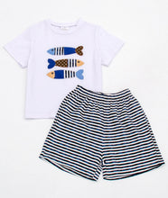 Load image into Gallery viewer, Striped Fish appliqué short set
