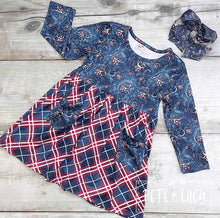 Load image into Gallery viewer, Pete + Lucy Winter Family pocket dress
